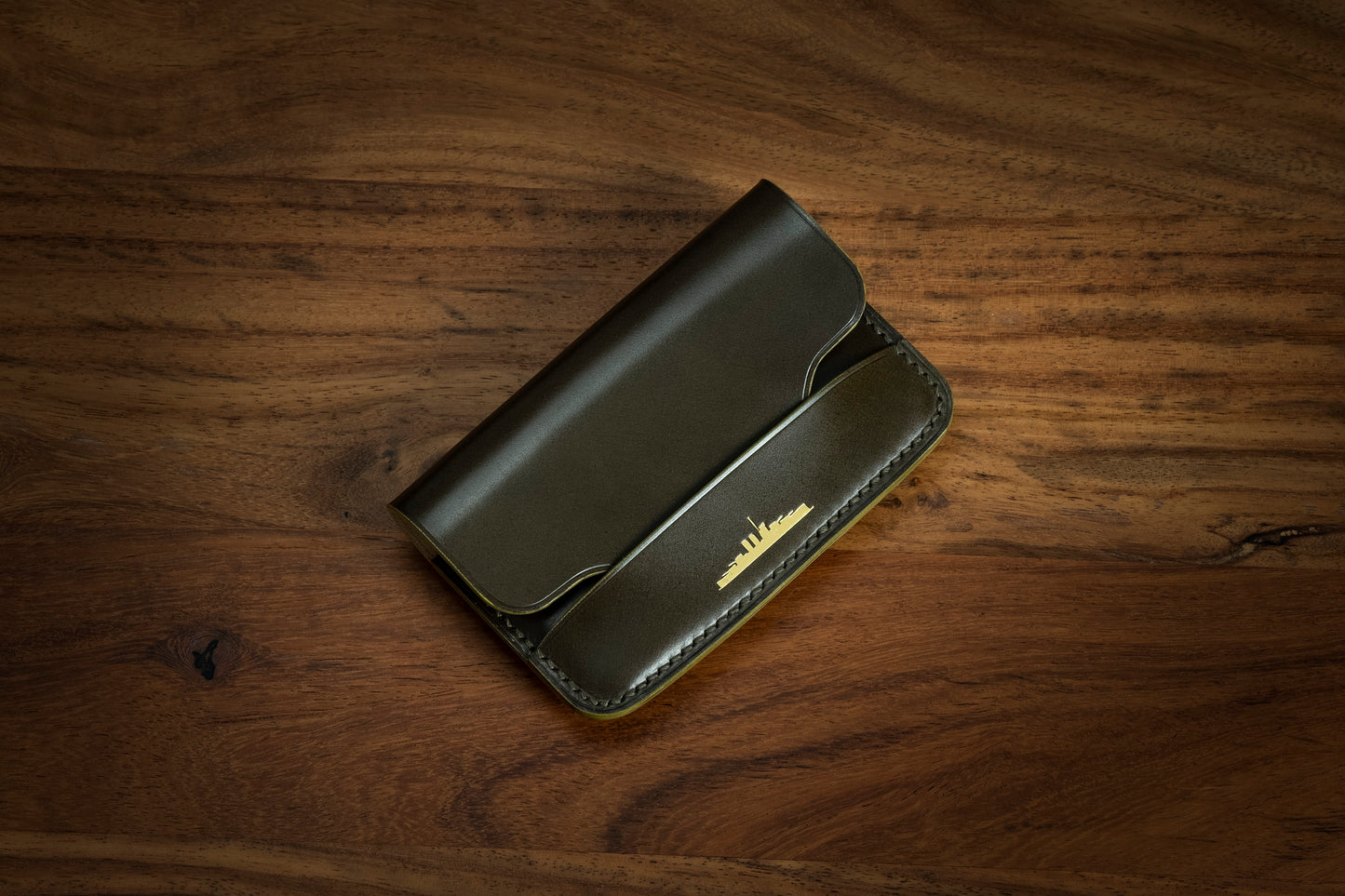 Olive Shinki Shell Cordovan Card Case