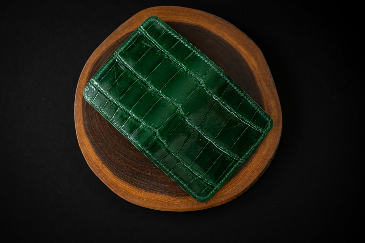 Green & White Crocodile Bifold