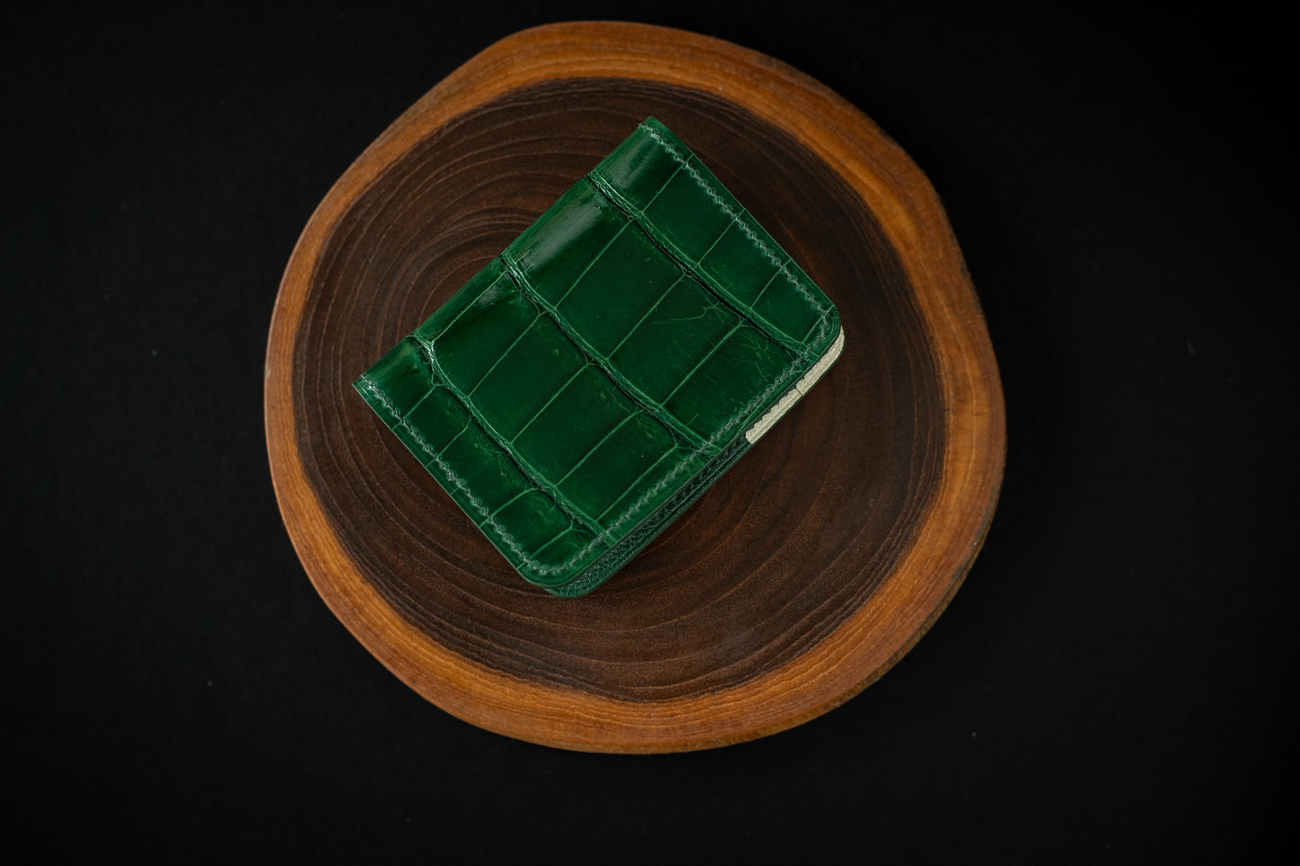 Green & White Crocodile Bifold