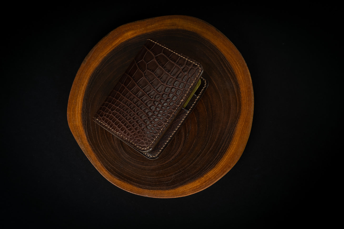 Matte Brown Alligator Minimalist Bifold