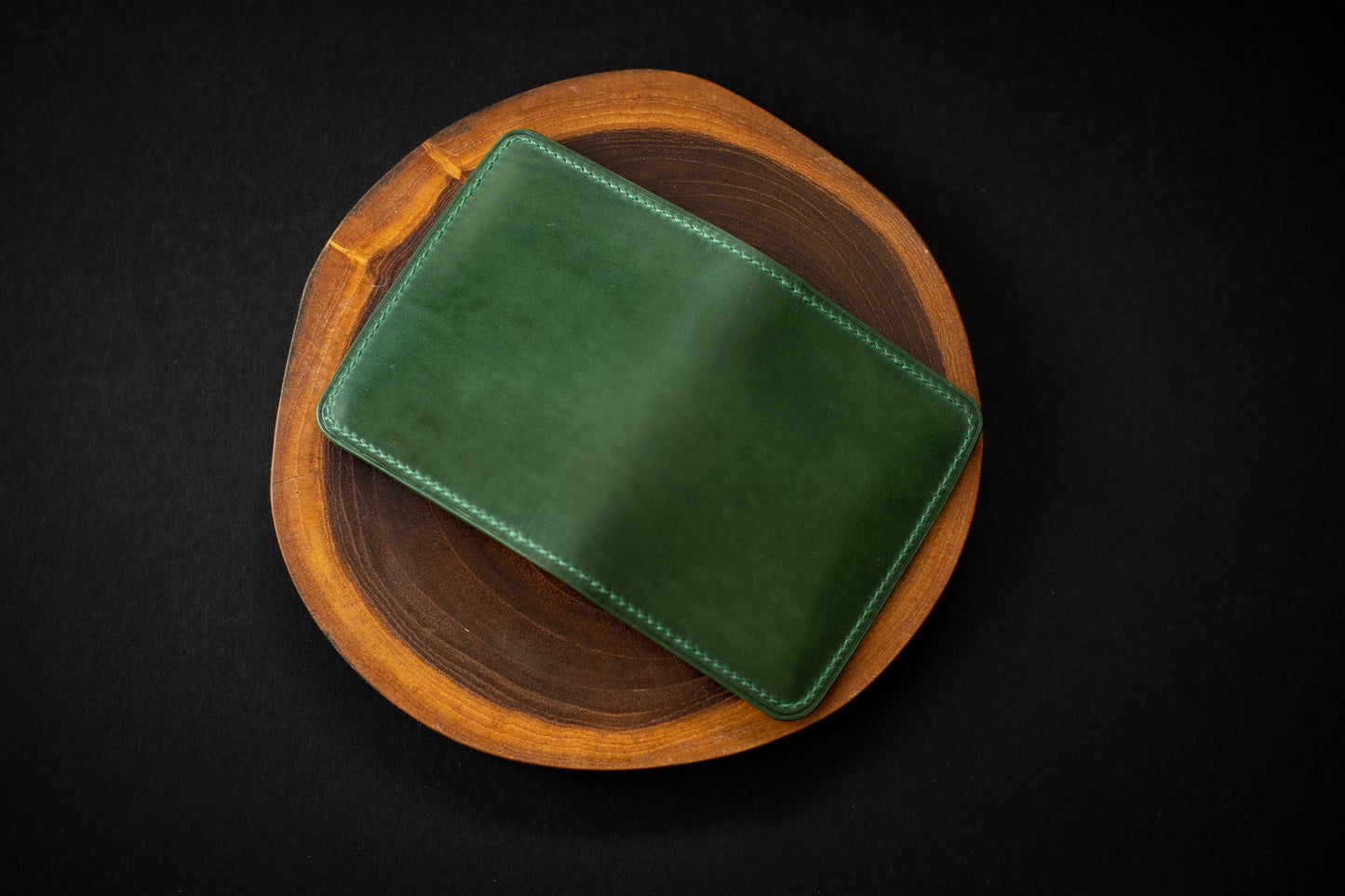 Emerald Shinki Shell Cordovan Pocket Organizer