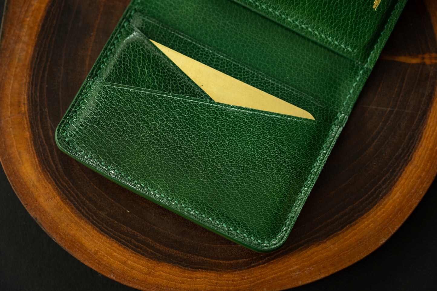 Emerald Shinki Shell Cordovan Pocket Organizer