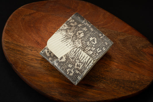 Ivory Ring Lizard Wileman