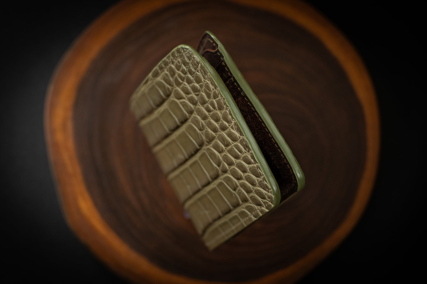Scratch & Dent Gator, Loden Olive & Rustic Brown Goat