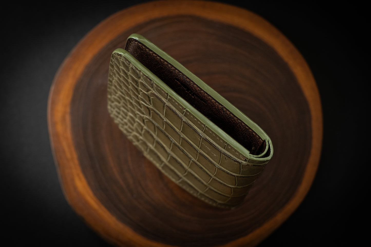Scratch & Dent Gator, Loden Olive & Rustic Brown Goat